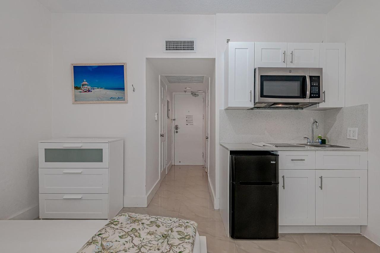 Apartment Beach Front Studio Miami Beach